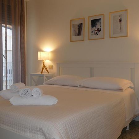 Hotel Spring Ρίμινι Εξωτερικό φωτογραφία