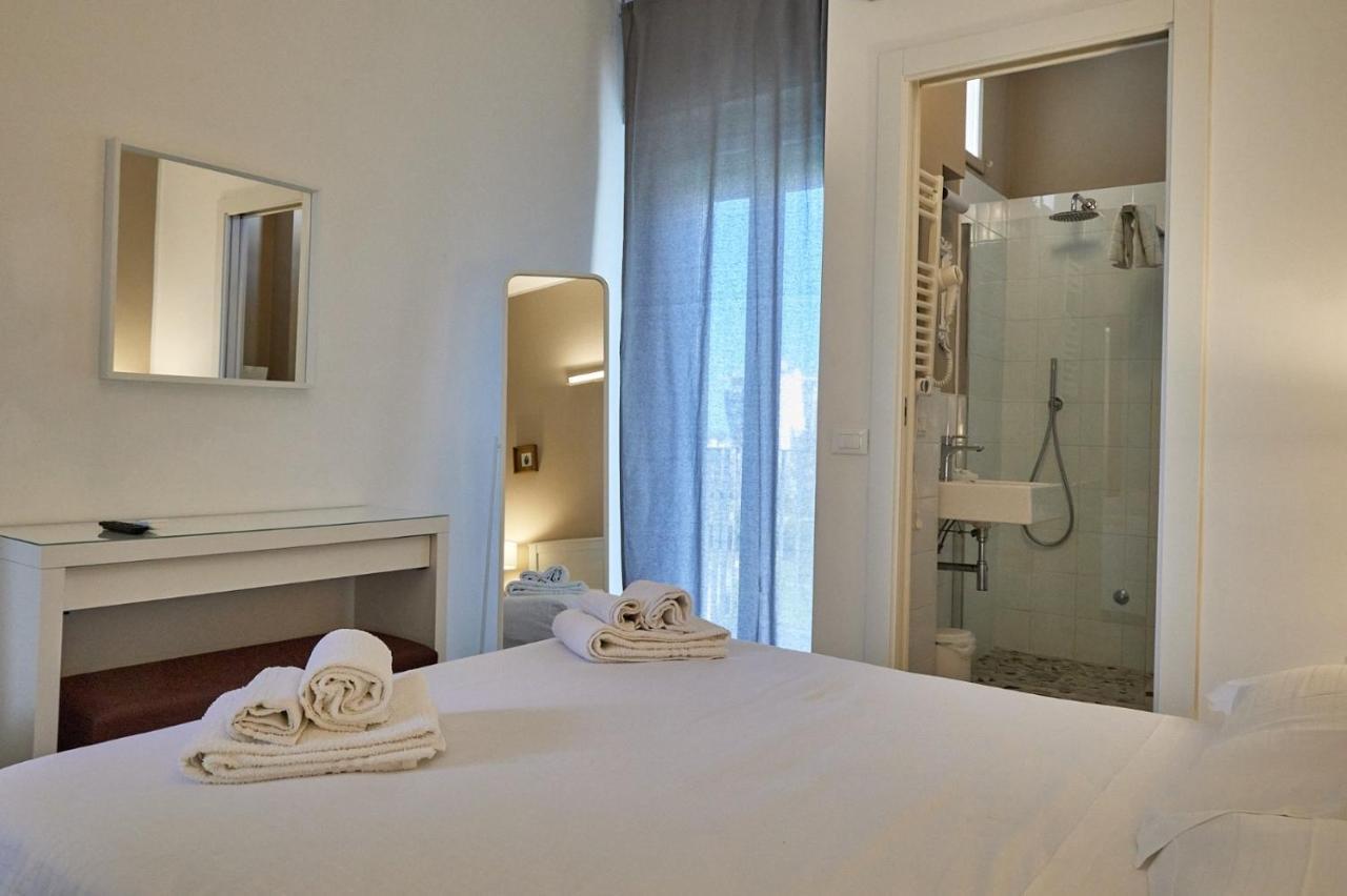 Hotel Spring Ρίμινι Εξωτερικό φωτογραφία