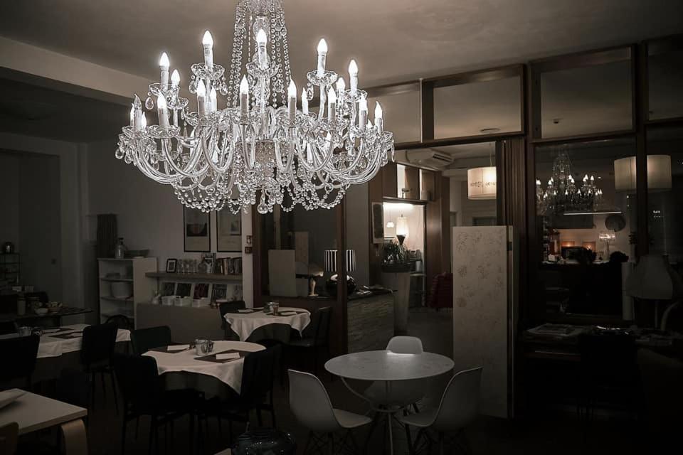 Hotel Spring Ρίμινι Εξωτερικό φωτογραφία