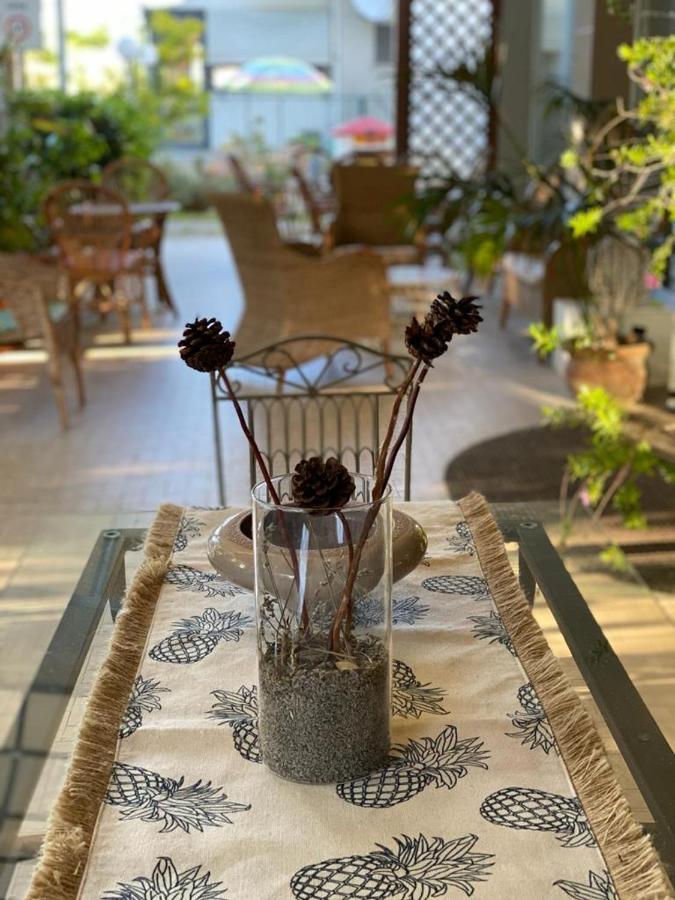 Hotel Spring Ρίμινι Εξωτερικό φωτογραφία